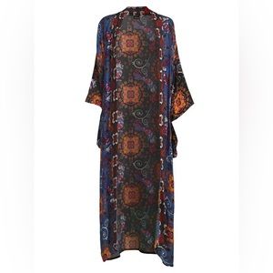 Gypsy Moon House Kimono Fits a Large